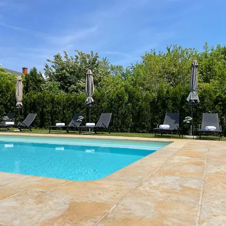 Aruba & Private Bed and Breakfast 4*