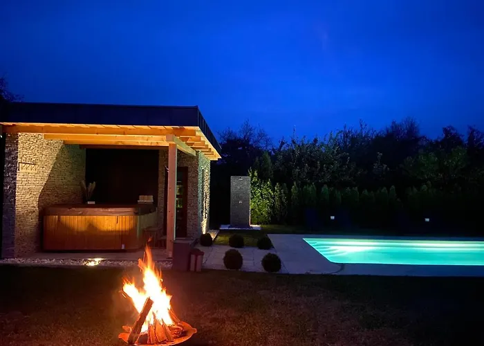 Bed & Breakfast Aruba & Private Keszthely