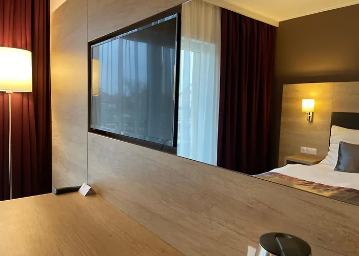 Aruba & Private 4* Keszthely