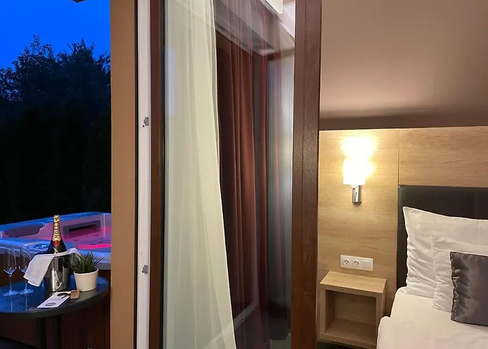 Aruba & Private Bed & Breakfast Keszthely